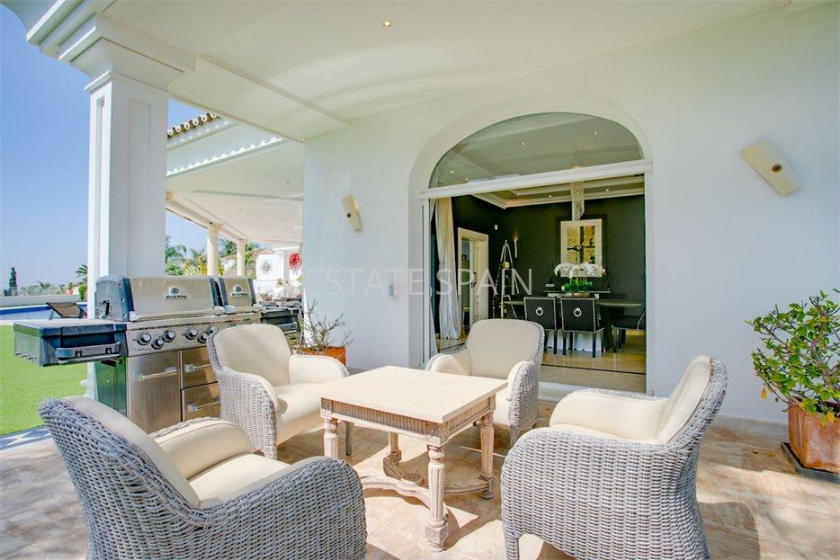 Особняк в Бенаависе 688 м2 №VL2353A0671  - Продажа - 50 large