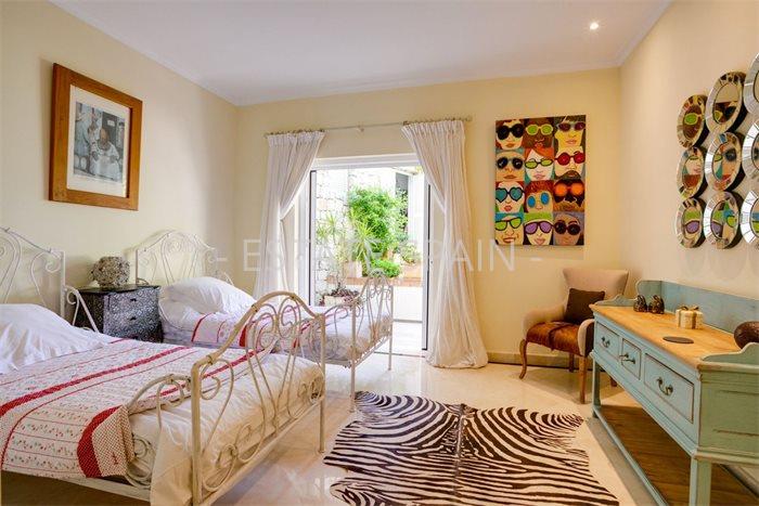 Особняк в Бенаависе 688 м2 №VL2353A0671  - Продажа - 38 preview