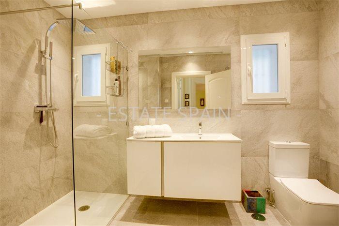 Особняк в Бенаависе 688 м2 №VL2353A0671  - Продажа - 34 preview