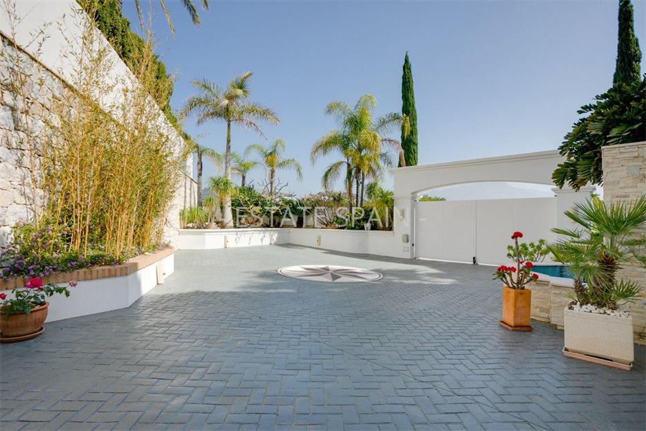 Особняк в Бенаависе 688 м2 №VL2353A0671  - Продажа - 41 large