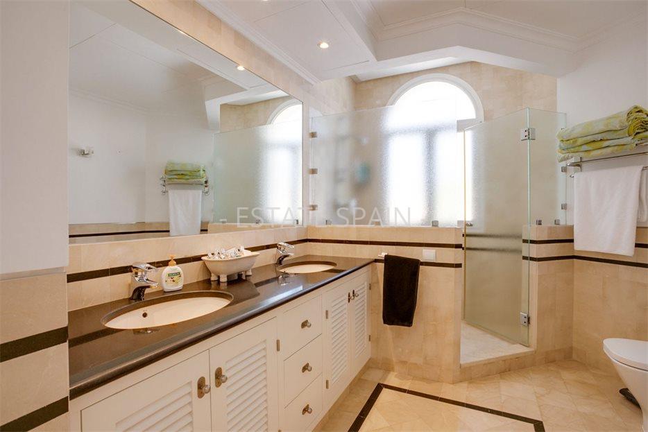 Особняк в Бенаависе 688 м2 №VL2353A0671  - Продажа - 27 large