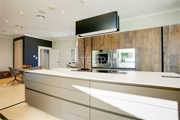 Особняк в Бенаависе 688 м2 №VL2353A0671  - Продажа - 13 preview