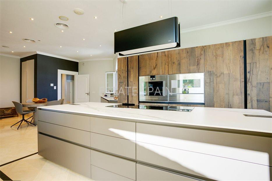 Особняк в Бенаависе 688 м2 №VL2353A0671  - Продажа - 13 large