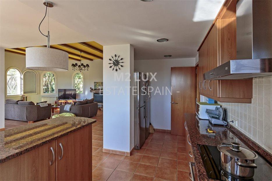 Вилла в Санта-Кристина-де-Аро 145 м2 №VL221172585A  - Продажа - 27 large