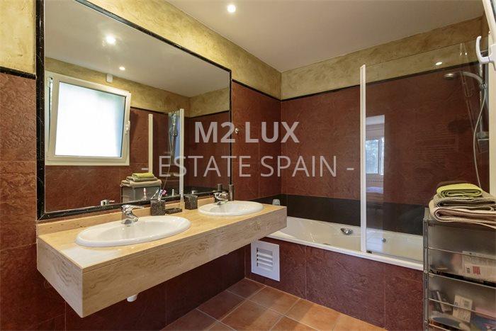 Вилла в Санта-Кристина-де-Аро 145 м2 №VL221172585A  - Продажа - 40 preview