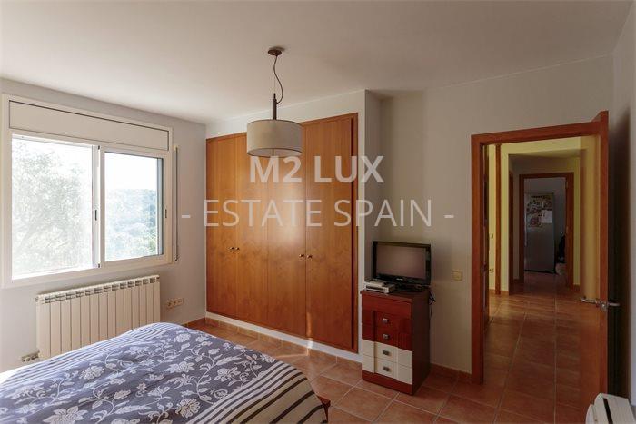 Вилла в Санта-Кристина-де-Аро 145 м2 №VL221172585A  - Продажа - 38 preview