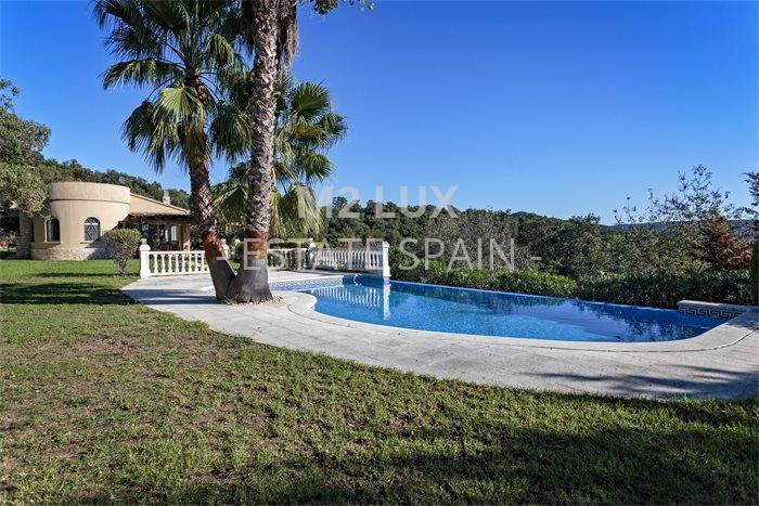 Вилла в Санта-Кристина-де-Аро 145 м2 №VL221172585A  - Продажа - 2 preview