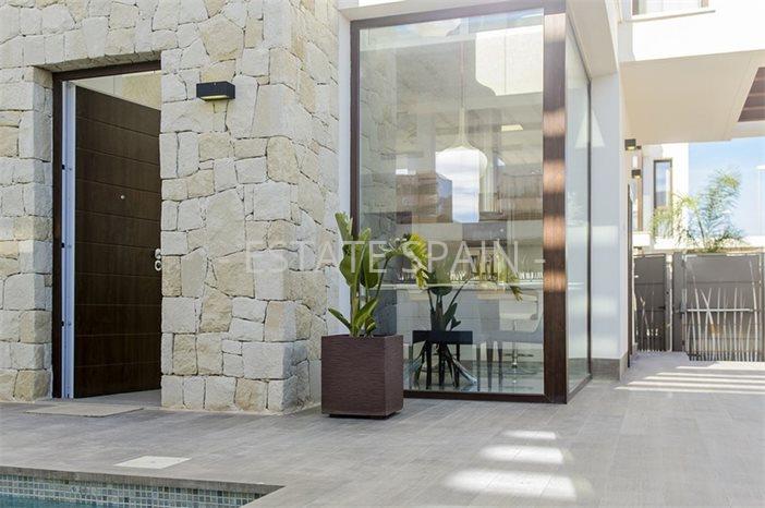 Вилла в Сьюдад-Кесада 109 м2 №VL23321FB30  - Продажа - 3 preview