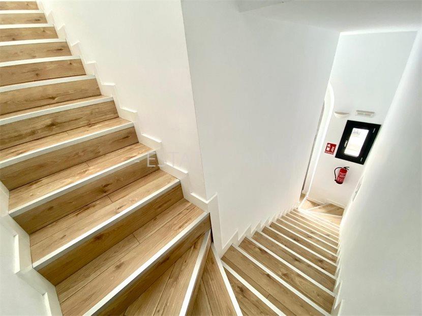 Готовый бизнес в Тарифе 182 м2 №COM226388E2A  - Продажа - 81 large