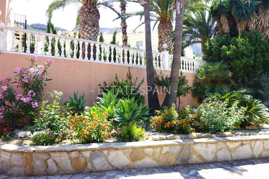 Вилла в Кальпе 450 м2 №VL23469075F  - Продажа - 48 large