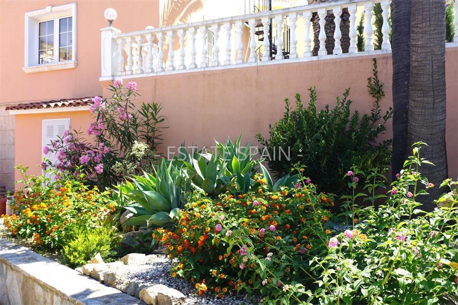 Вилла в Кальпе 450 м2 №VL23469075F  - Продажа - 42 large