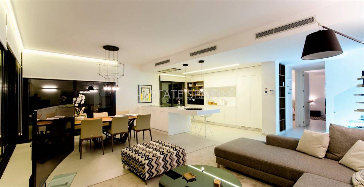 Вилла в Деэса-де-Кампоамор 322 м2 №VL261235834A  - Продажа - 3 large