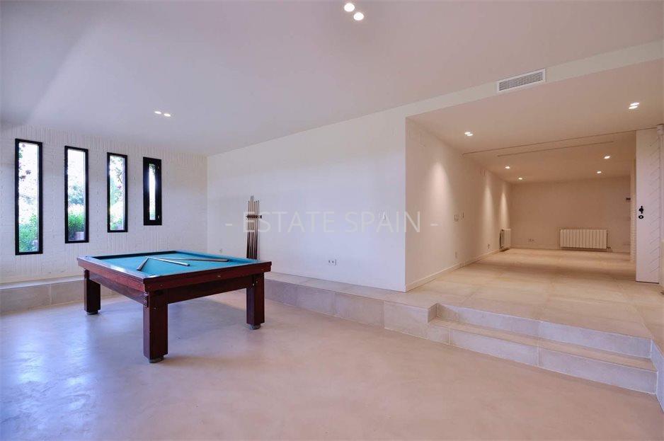 Вилла в Сан-Андрес-де-Льеванерас 900 м2 №VL19214BA143  - Продажа - 49 large