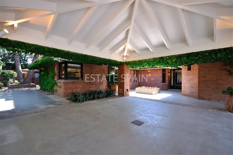 Вилла в Сан-Андрес-де-Льеванерас 900 м2 №VL19214BA143  - Продажа - 65 large