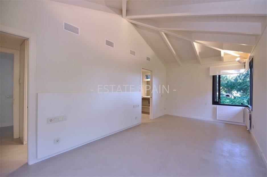 Вилла в Сан-Андрес-де-Льеванерас 900 м2 №VL19214BA143  - Продажа - 45 large