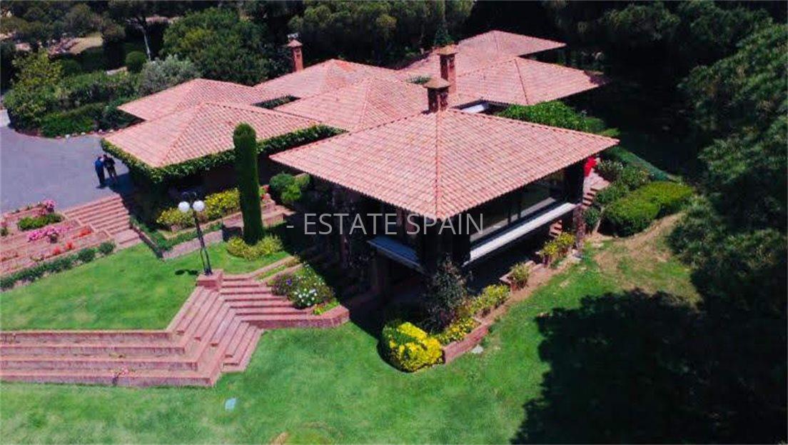 Вилла в Сан-Андрес-де-Льеванерас 900 м2 №VL19214BA143  - Продажа - 69 large