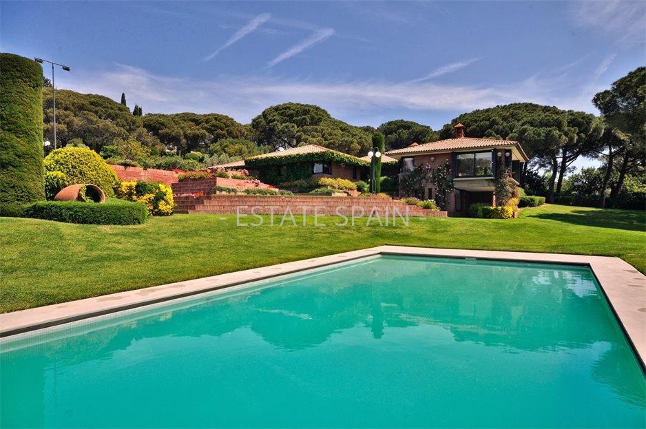 Вилла в Сан-Андрес-де-Льеванерас 900 м2 №VL19214BA143  - Продажа - 3 large