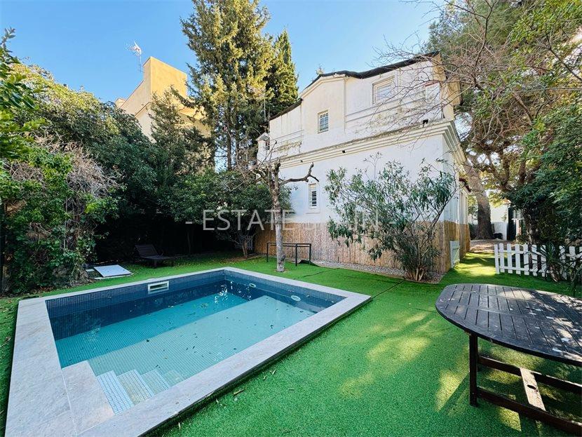 Вилла в Барселоне 214 м2 №VL2586311E4  - Продажа - 1 large