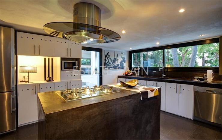 Вилла в Виста Алегре 400 м2 №VL1712147B3E  - Продажа - 10 preview