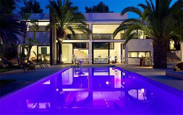 Вилла в Виста Алегре 400 м2 №VL1712147B3E  - Продажа - 1 preview