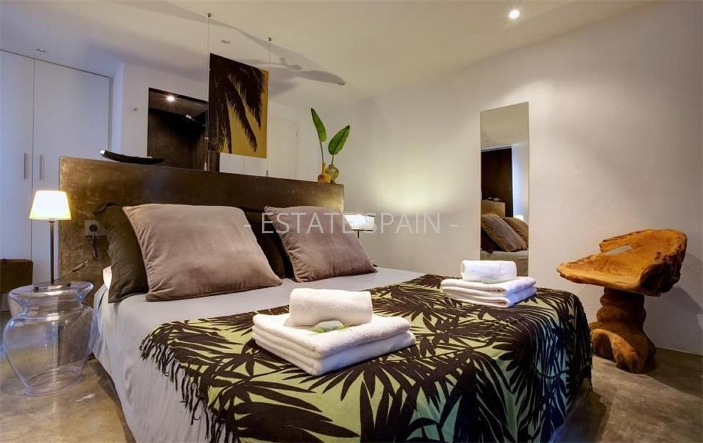 Вилла в Виста Алегре 400 м2 №VL1712147B3E  - Продажа - 2 large