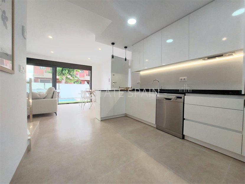 Вилла в Сан-Педро-дель-Пинатар 143 м2 №VL2510108B158  - Продажа - 6 large