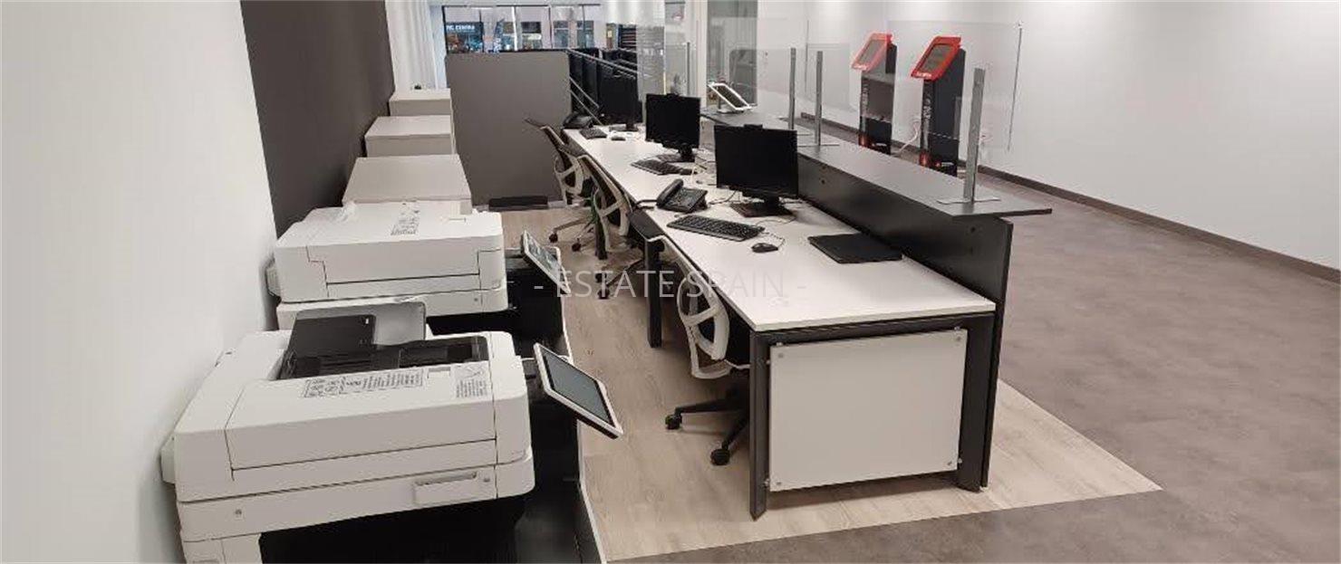 Помещение в Барселоне 1 м2 №COM24484C7C8  - Продажа - 3 large