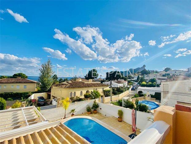 Вилла в Кальпе 175 м2 №VL227116E83C  - Продажа - 1 preview