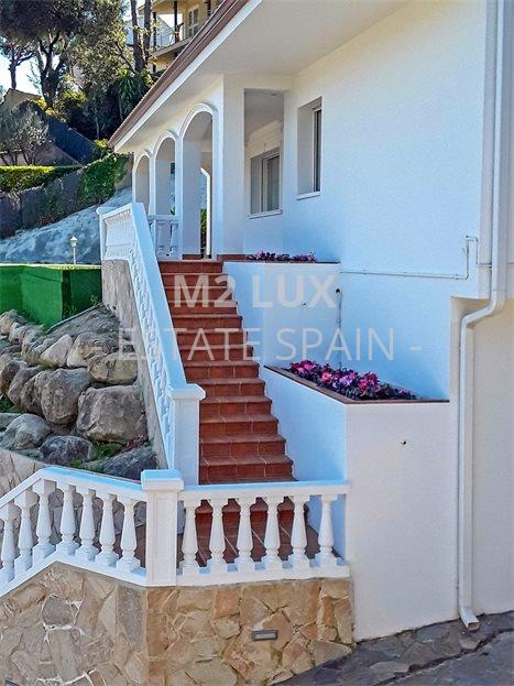 Вилла в Кабрильсе 261 м2 №VL19430154A9  - Продажа - 24 large