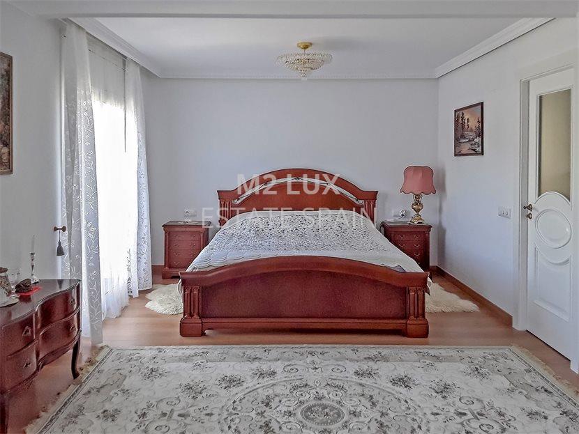 Вилла в Кабрильсе 261 м2 №VL19430154A9  - Продажа - 8 large