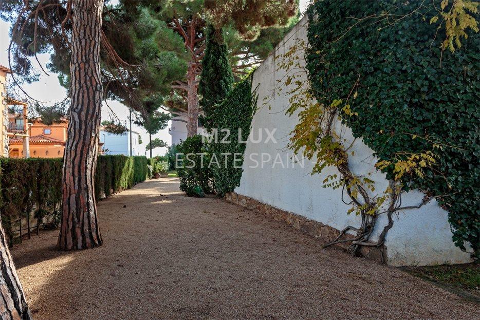 Дом в Сан-Фелиу-де-Гишольс 200 м2 №VL201113C6E94  - Продажа - 7 large