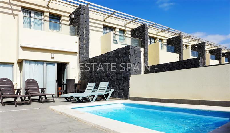 Таунхаус в Гольф-дель-Сур 183 м2 №TAU18376026  - Продажа - 1 preview