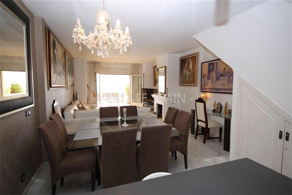 Таунхаус в Эстепоне 150 м2 №TAU18571CD3  - Продажа - 1 large