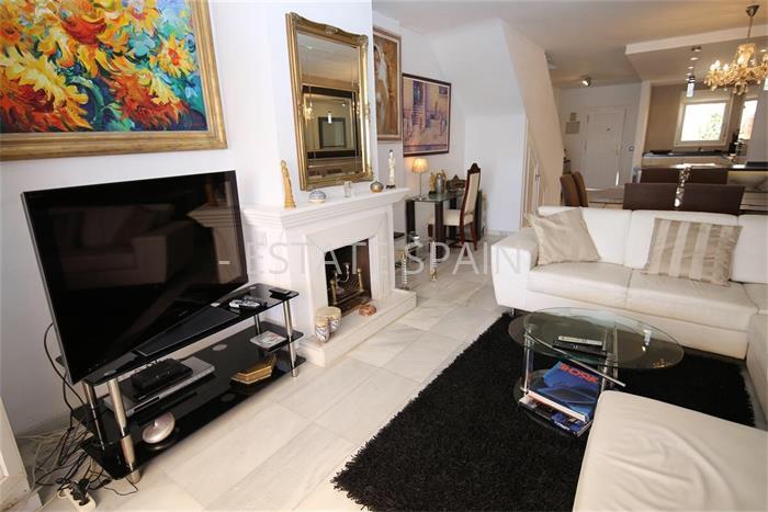 Таунхаус в Эстепоне 150 м2 №TAU18571CD3  - Продажа - 3 preview