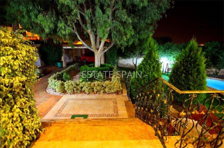 Вилла в Сьюдад-Кесада 370 м2 №VL24636D102  - Продажа - 30 large