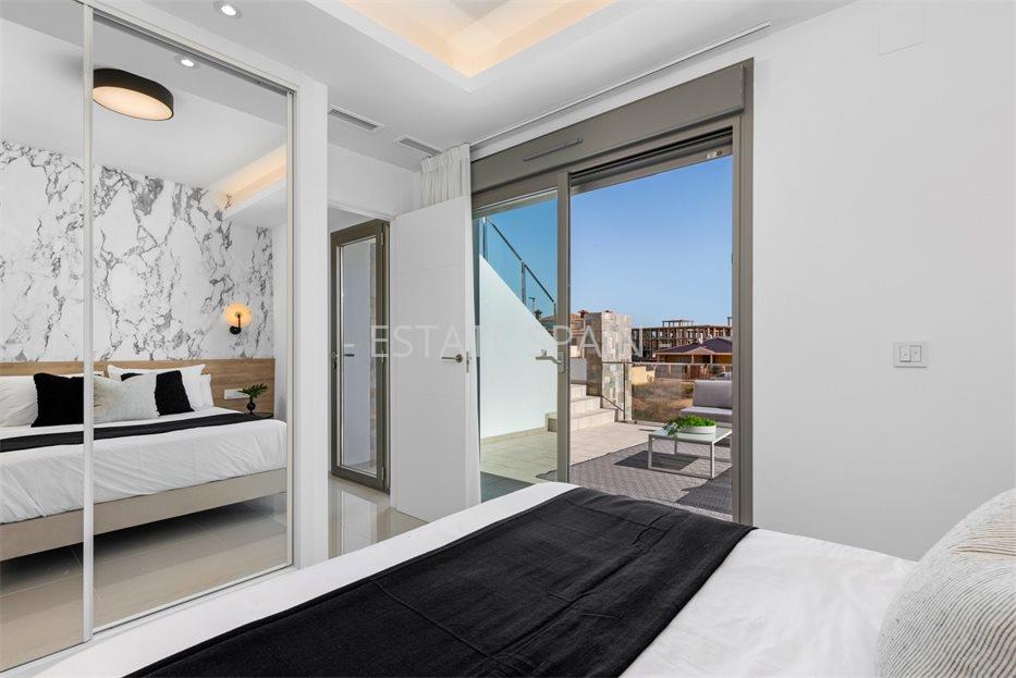 Вилла в Лос-Алькасарес 194 м2 №VL251010C1EDC  - Продажа - 21 large