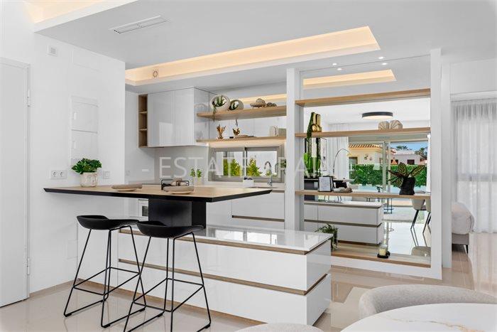 Вилла в Лос-Алькасарес 194 м2 №VL251010C1EDC  - Продажа - 50 preview