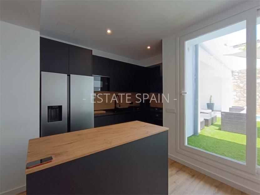 Таунхаус в Аларо 225 м2 №BL2388B88EC  - Продажа - 4 large