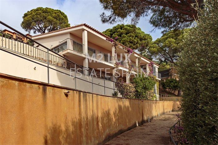 Вилла в Сан-Фелиу-де-Гишольс 411 м2 №VL2191694DEE  - Продажа - 34 preview