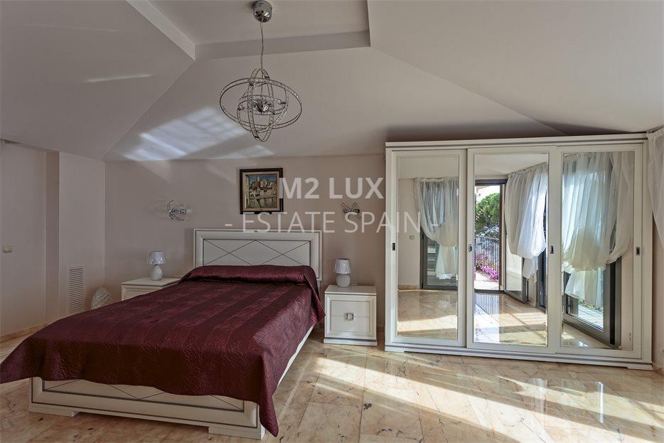 Вилла в Сан-Фелиу-де-Гишольс 411 м2 №VL2191694DEE  - Продажа - 8 large