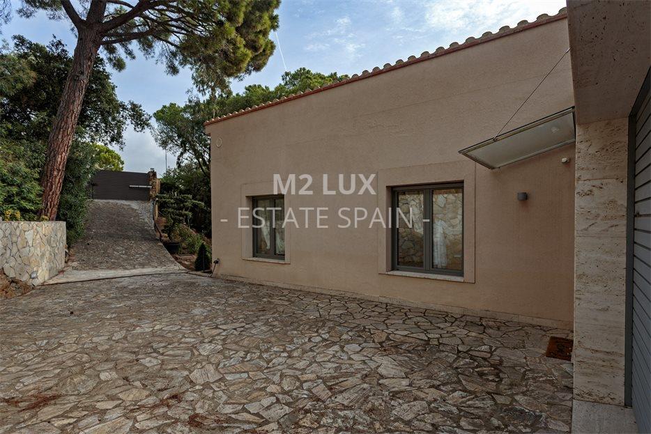 Вилла в Сан-Фелиу-де-Гишольс 411 м2 №VL2191694DEE  - Продажа - 36 large