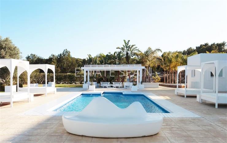 Вилла в Санта-Эулалия-дель-Рио 650 м2 №VL171215EFB7  - Продажа - 15 preview