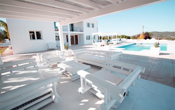 Вилла в Санта-Эулалия-дель-Рио 650 м2 №VL171215EFB7  - Продажа - 2 preview