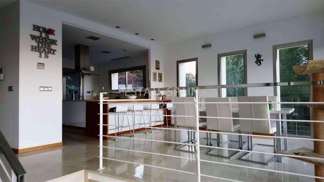 Вилла в Адор 425 м2 №VL19715F3FDD  - Продажа - 8 large