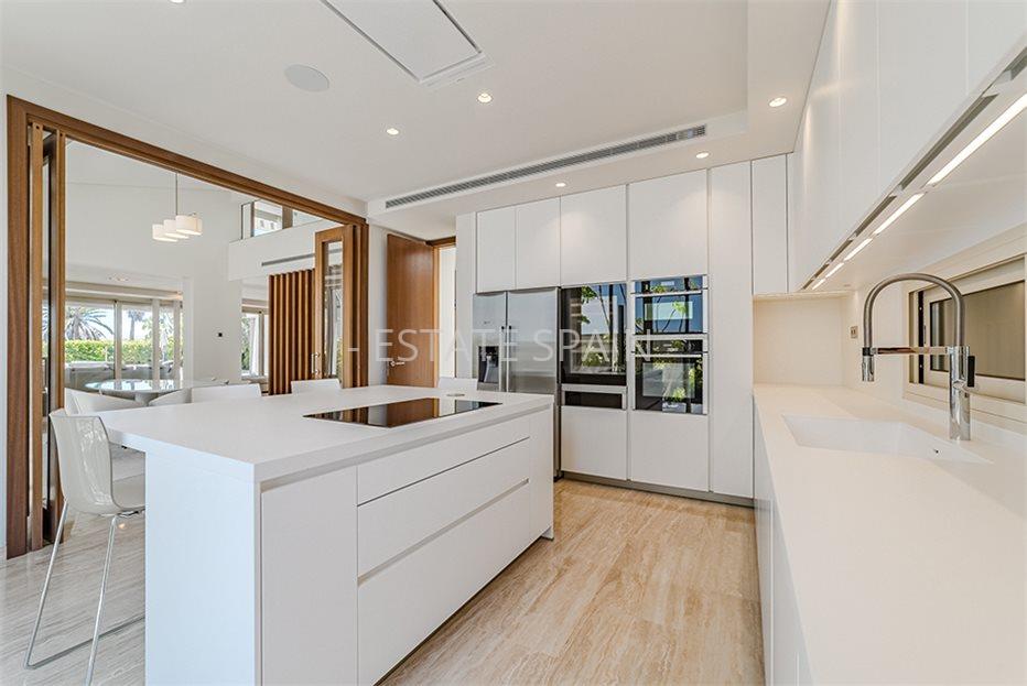 Вилла в Коста-Адехе 515 м2 №VL263316EB5  - Продажа - 6 large