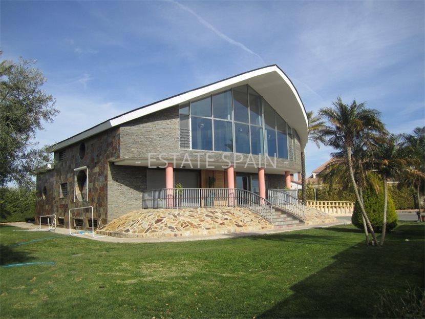 Сельский дом в Лос-Монтесиносе 250 м2 №VL2463FF3E3  - Продажа - 1 large