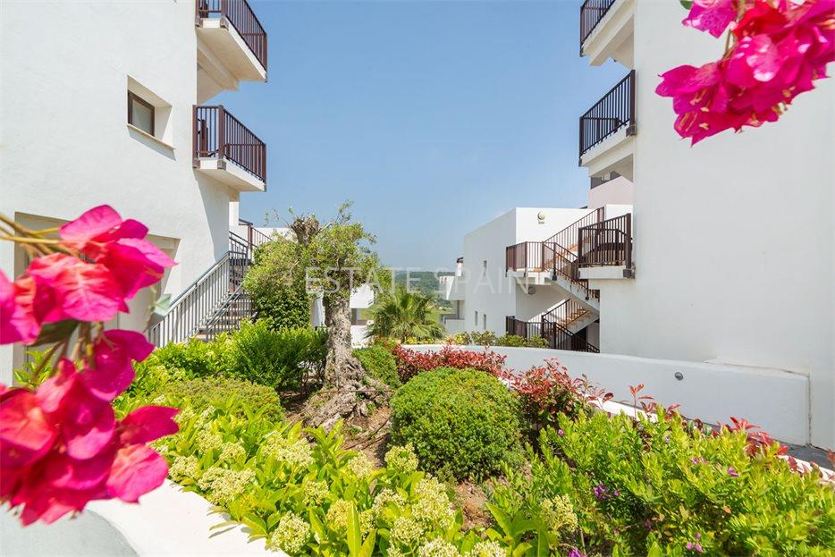 Готовый бизнес в Эстепоне 119 м2 №COM19225B6563  - Продажа - 10 large