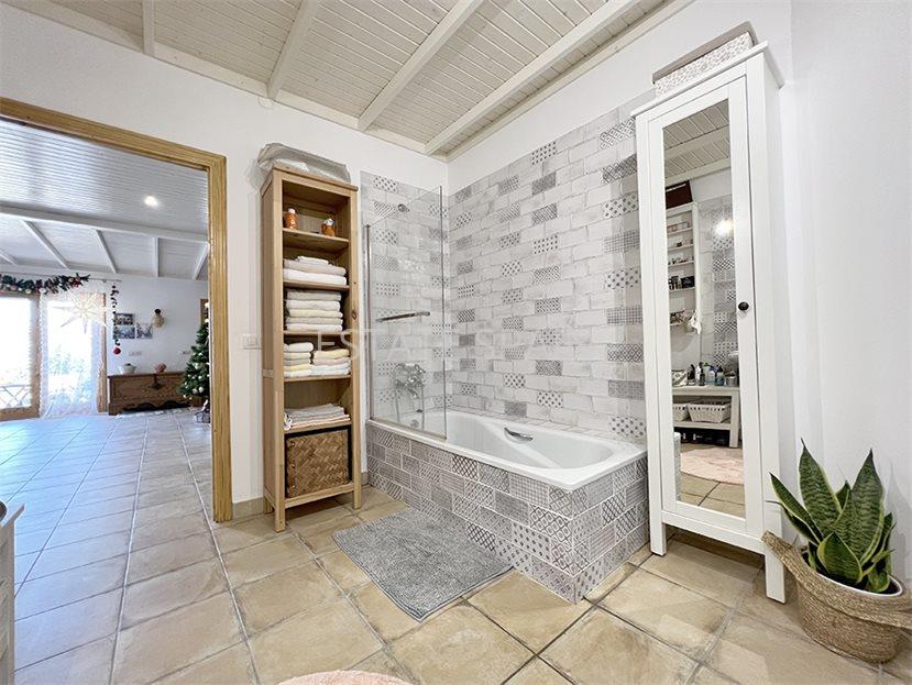 Вилла в Пуэрто-де-ла-Крус 98 м2 №VL24628A36F9  - Продажа - 18 large