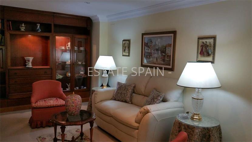 Таунхаус в Новельде 600 м2 №TAU185157986  - Продажа - 1 preview