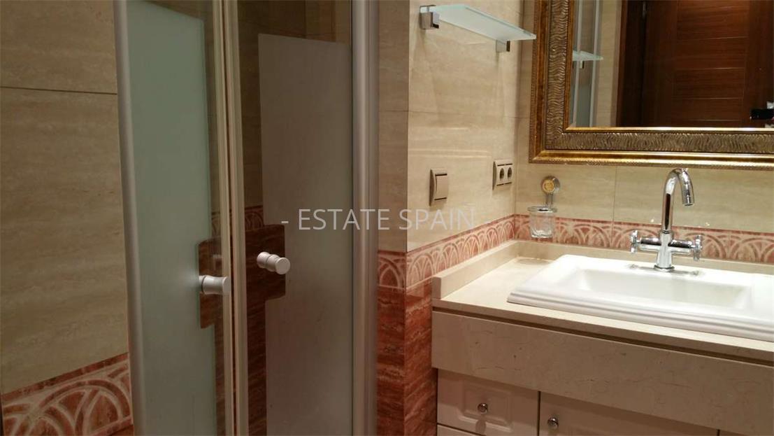 Таунхаус в Новельде 600 м2 №TAU185157986  - Продажа - 33 large